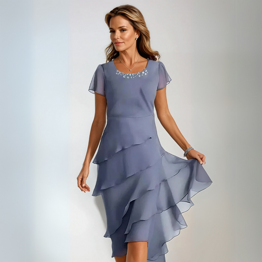 Kleo | Wygodne Sukienki midi z nowoczesnym AkCentem