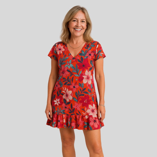 Amura | Sukienki z dekoltem w kształcie V i falbankami