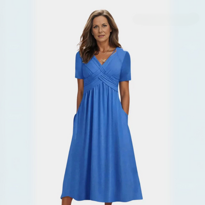 Adela | Wysokie i doskonale rozwinięte sukienki